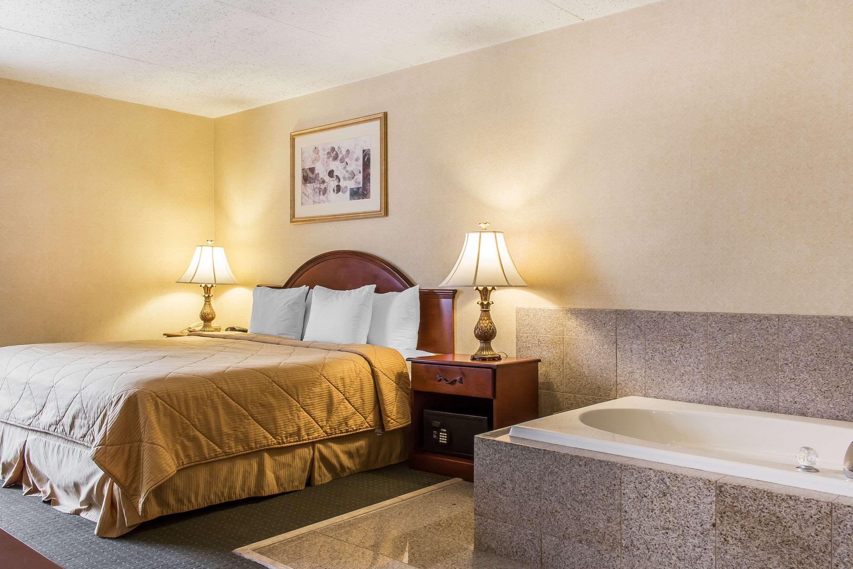 Quality Inn Hackettstown - Long Valley מראה חיצוני תמונה